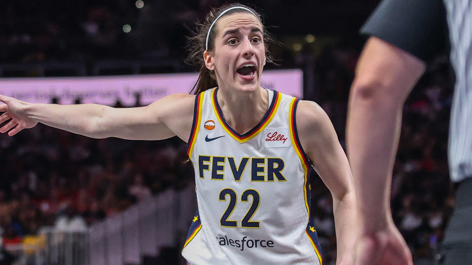 Caitlin Clark's Unexpected Exchange With Italy Coach Goes Viral During Team USA Clash