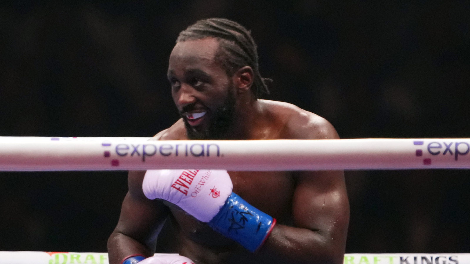 https://www.yardbarker.com/media/2/8/287c5585d1cdcc95b347396fe10d09f512d753bd/thumb_16x9/terence-crawford-addresses-future-historic-win.jpg?v=1