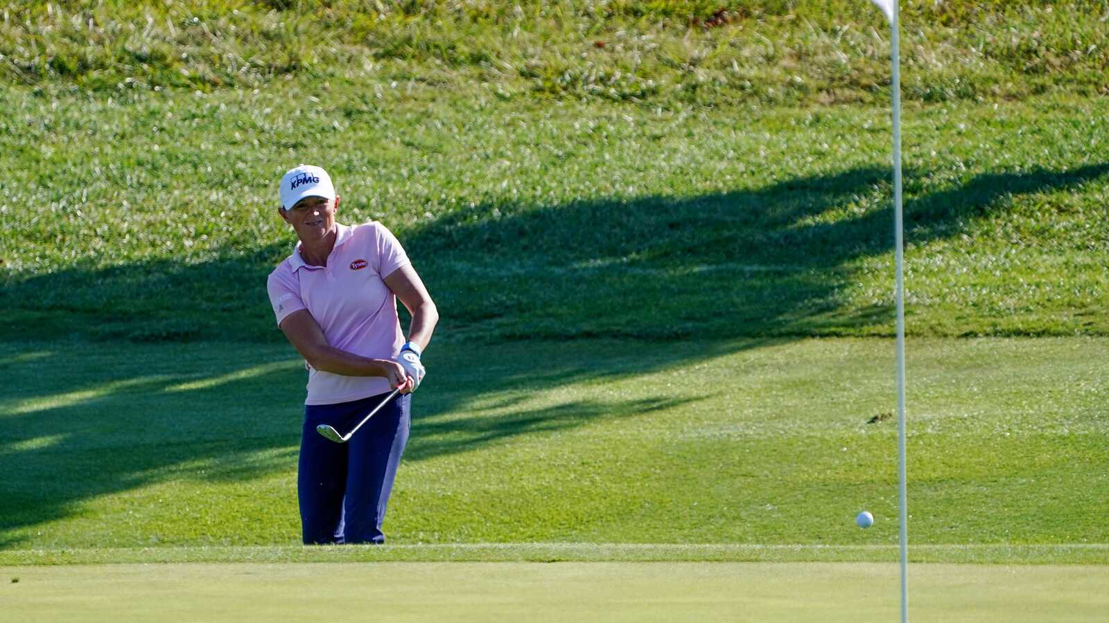 Stacy Lewis Explains Emotional 18th Green Moment After Seeing Her Dad