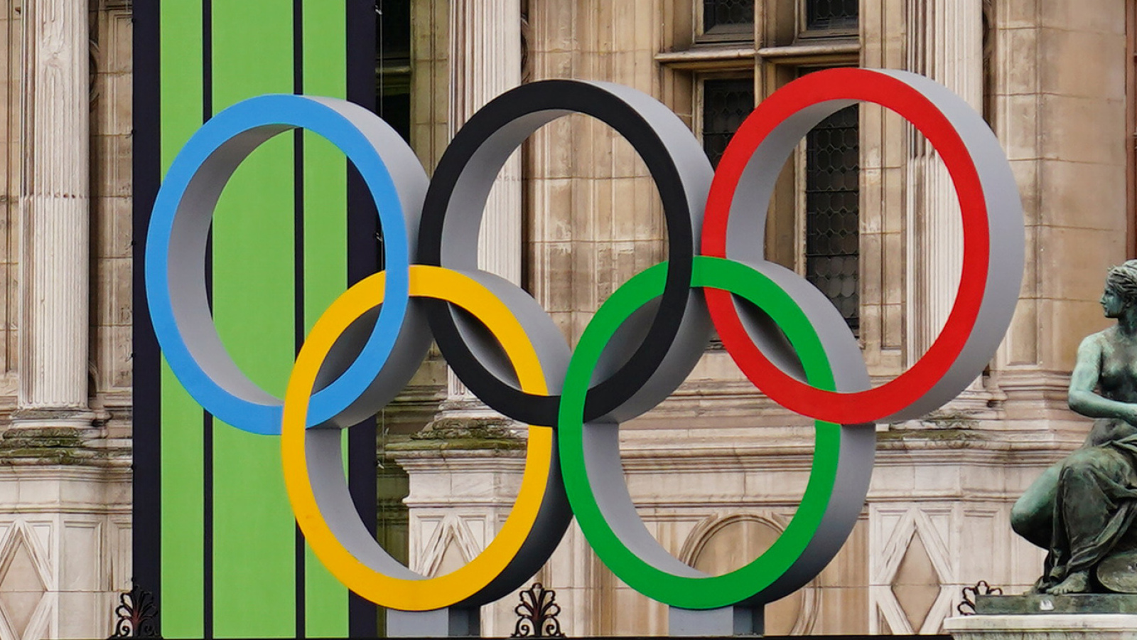 IMAGES: The locker rooms for the Olympic Games are tough as hell ...