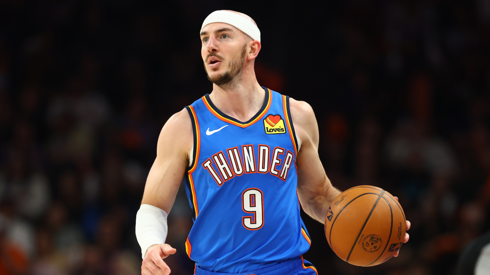 https://www.yardbarker.com/media/2/9/298d35f414abb539852893855bbf4bf44be7d1ab/thumb_16x9/thunder-storm-back-game-3-over-spurs.jpg?v=1