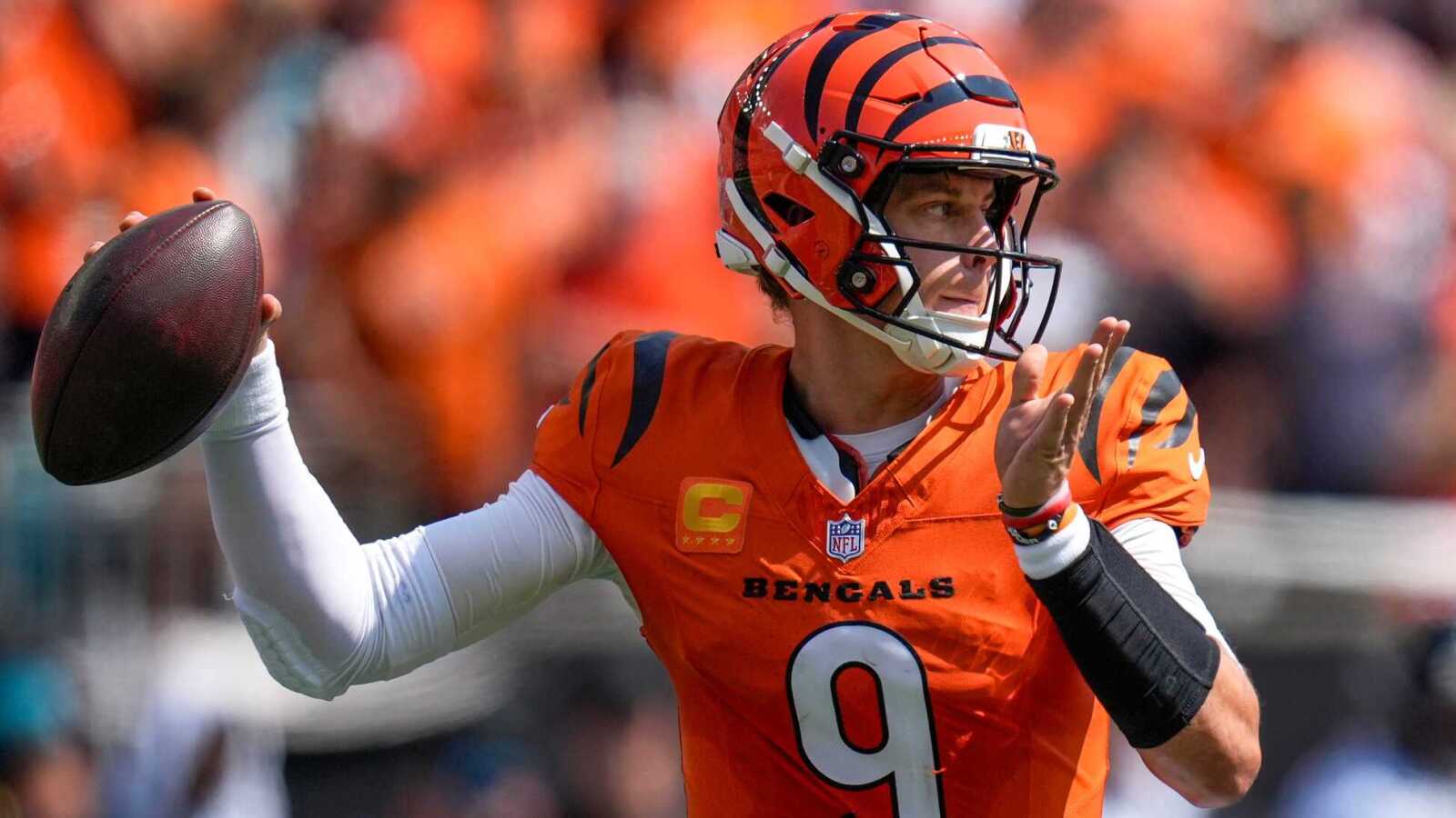 https://www.yardbarker.com/media/2/a/2a2f765532633841160ddd1721f3d2814d05ec02/thumb_16x9/bengals-qb-joe-burrow-return-week-12-vs-patriots.jpg?v=1