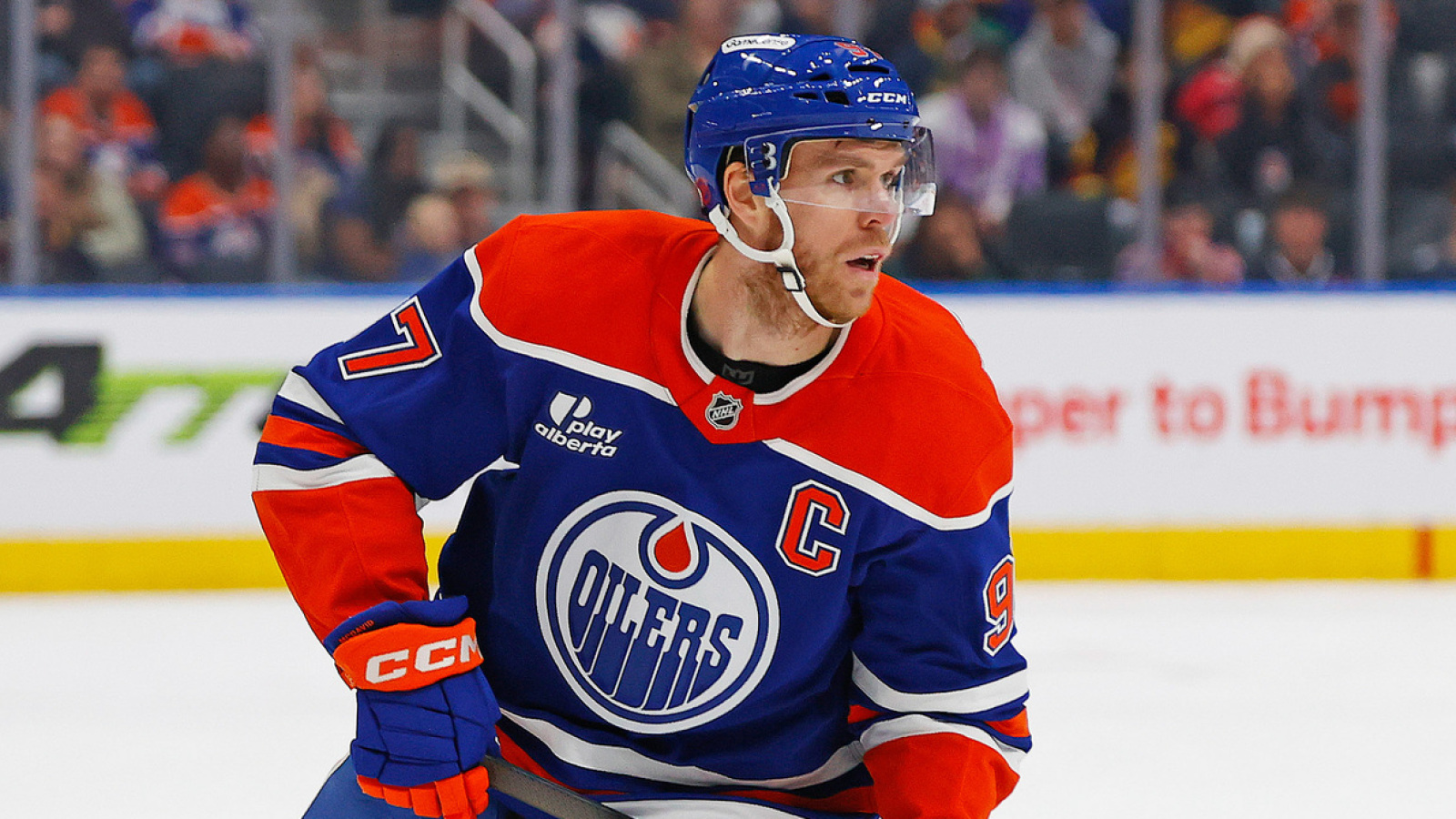 https://www.yardbarker.com/media/2/a/2a48109026217bf634ec9d3c027c7b5ea504a85b/thumb_16x9/connor-mcdavids-discount-extension-means-oilers.jpg?v=1