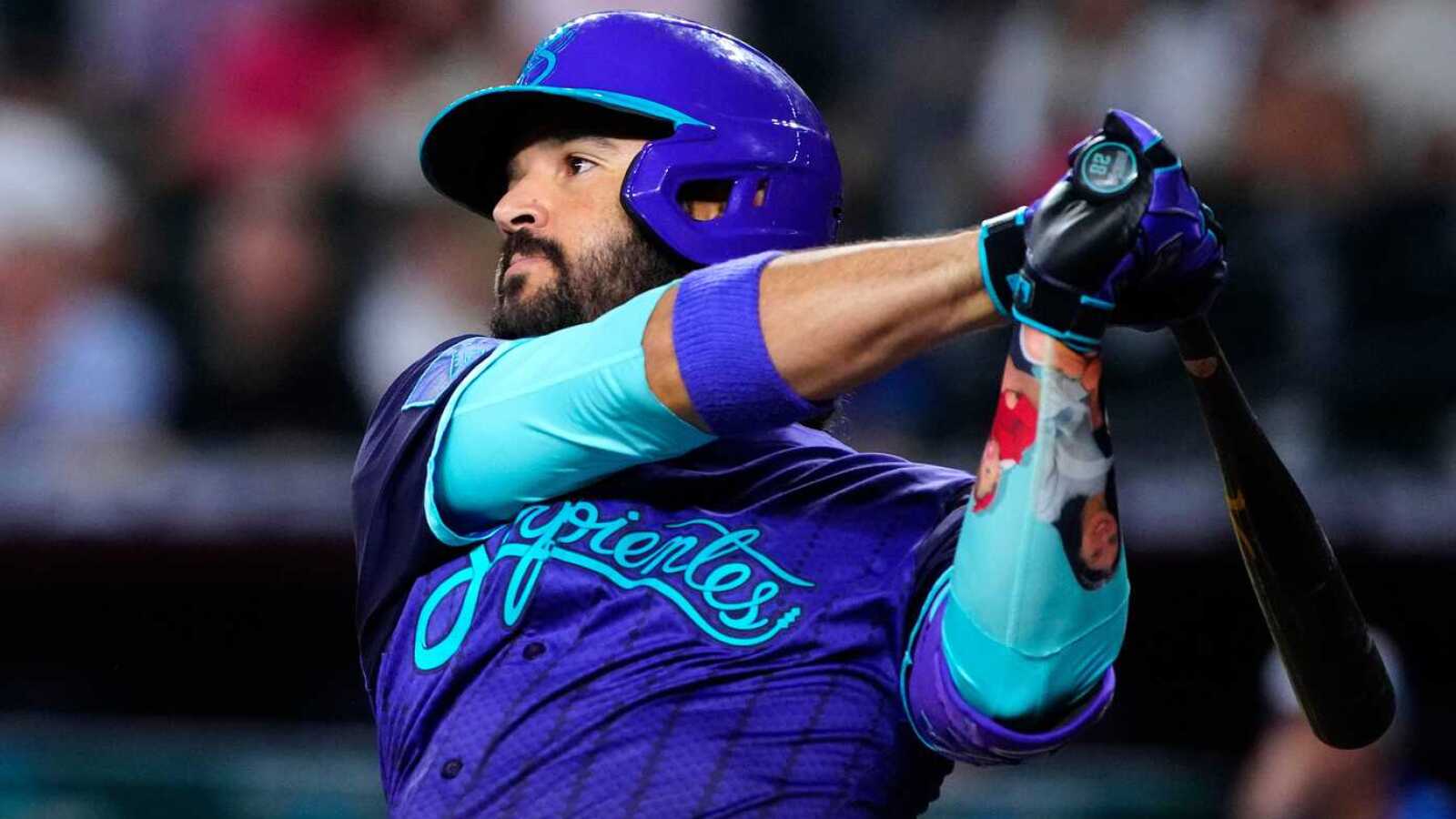 https://www.yardbarker.com/media/2/a/2a5c2114f8532f0ff6219918089ecd1183b71bae/thumb_16x9/yankees-bolster-lineup-rotation-blockbuster-trade.jpg?v=1