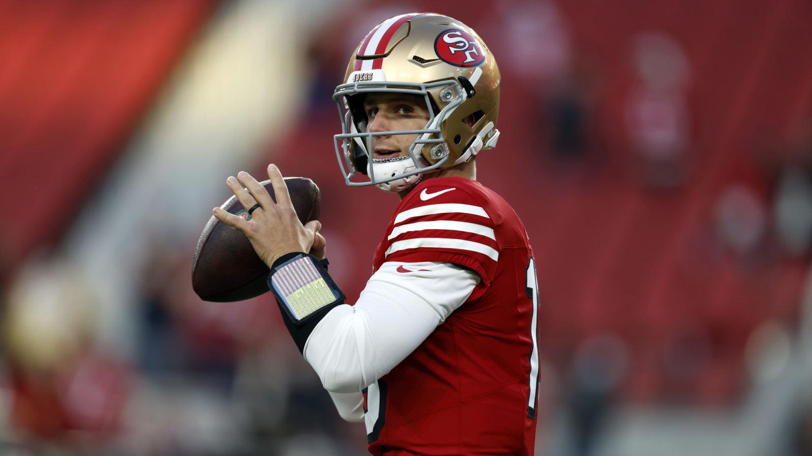 https://www.yardbarker.com/media/2/a/2a66a71a974022aa59f9ad36af4b74e5470e42f9/thumb_16x9/49ers-purdy-glad-he-feels-pressure-evans-signing.jpg?v=1
