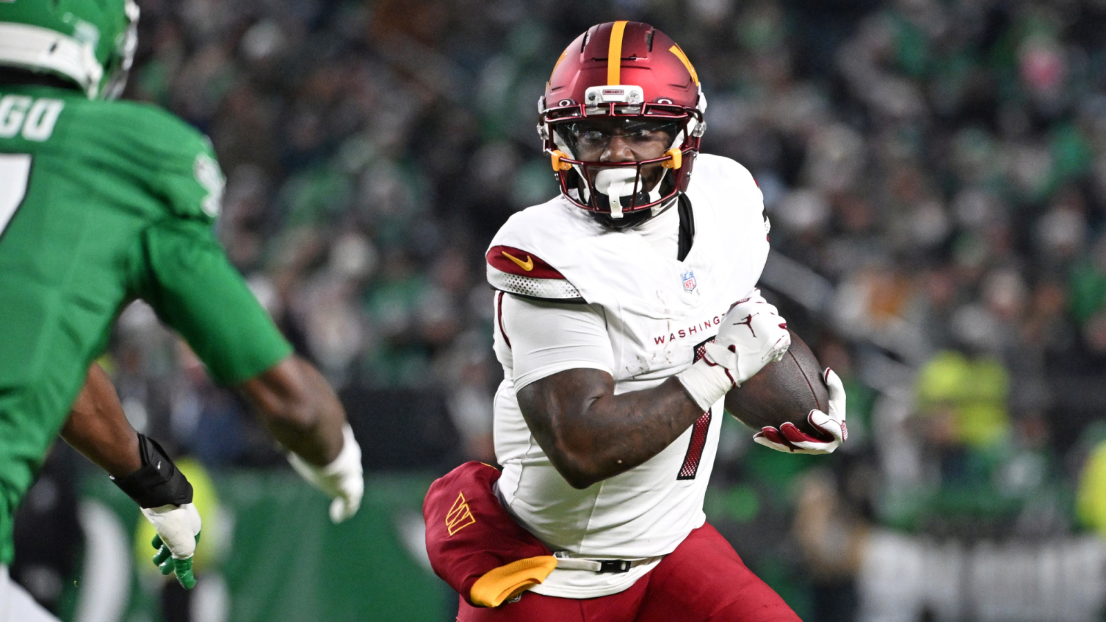 https://www.yardbarker.com/media/2/a/2a71a3cc7943b988280261ee98898f00b2622a58/thumb_16x9/deebo-samuel-finally-find-new-home-afc.jpg?v=1