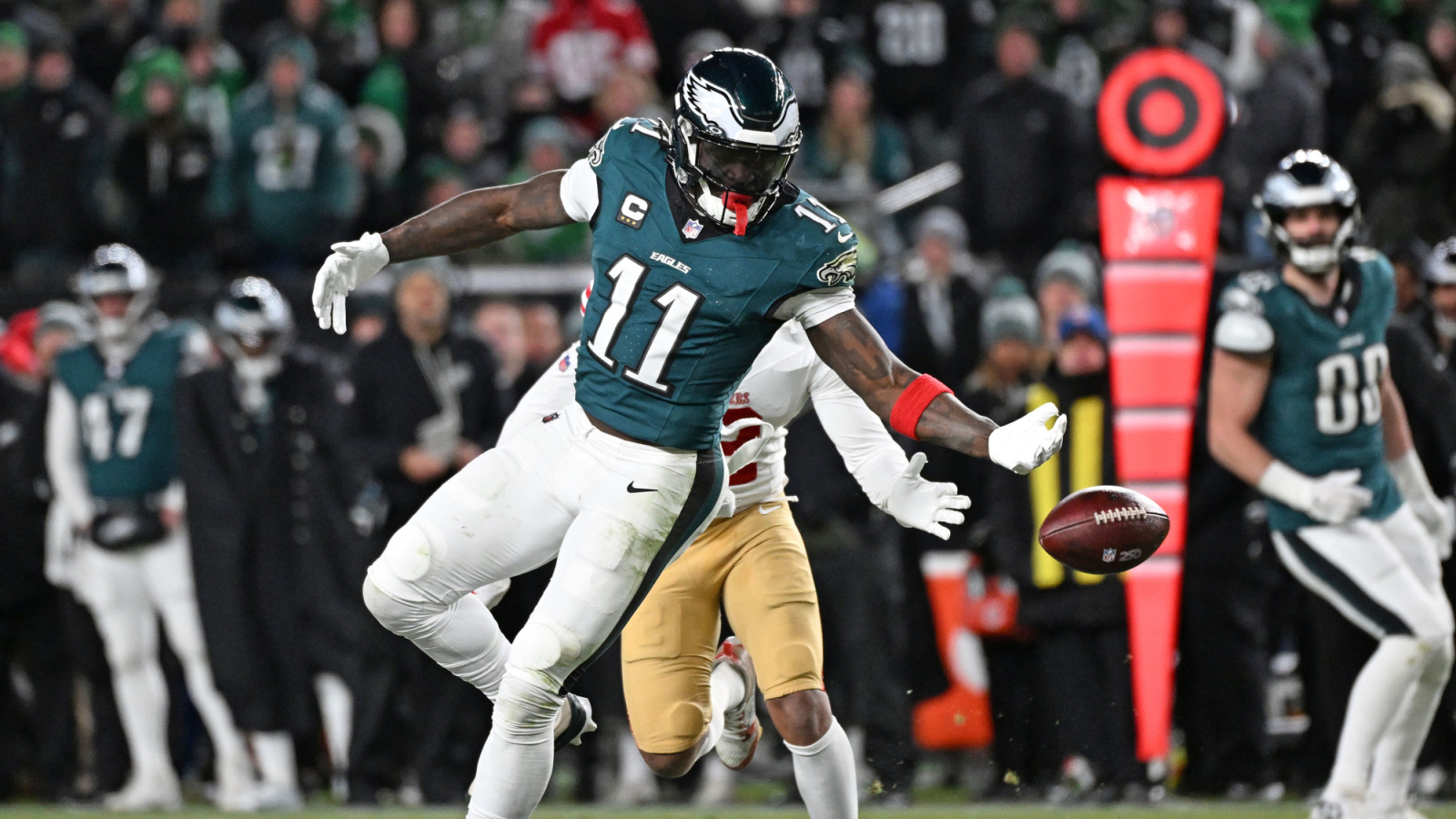 Eagles Trade WR A.J. Brown to Patriots for 2028 First-Round Pick
