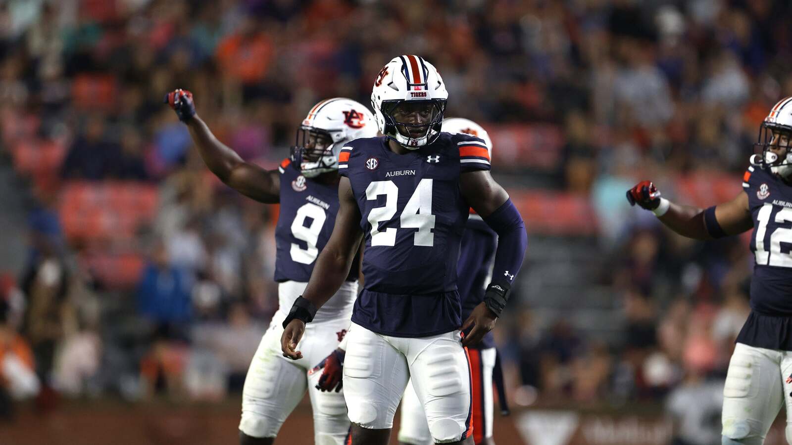 Grading the pick: Raiders make a confusing move after great moves and take a player who plays a position that is a current roster logjam