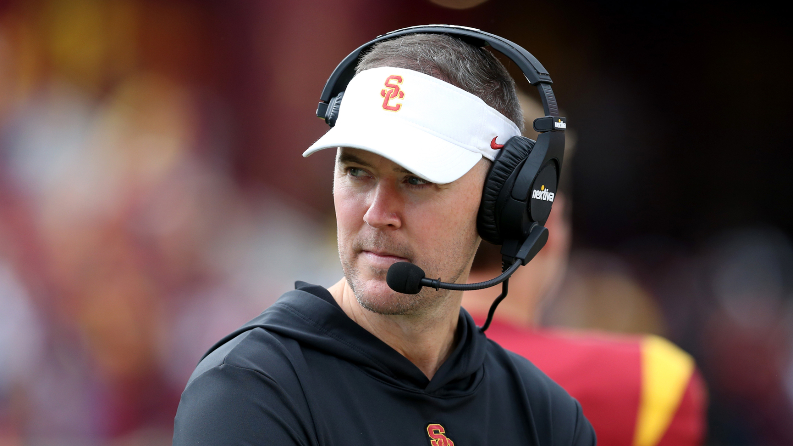 longtime-commentator-shreds-usc-head-coa
