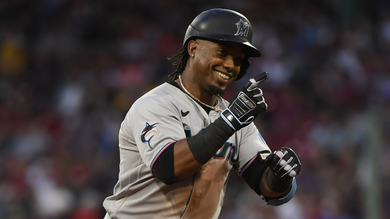 https://www.yardbarker.com/media/2/b/2b257cbc48e317f9d39fb6786eee8b1c19a31f98/thumb_16x9/two-time-star-announces-retirement-baseball.jpg?v=1