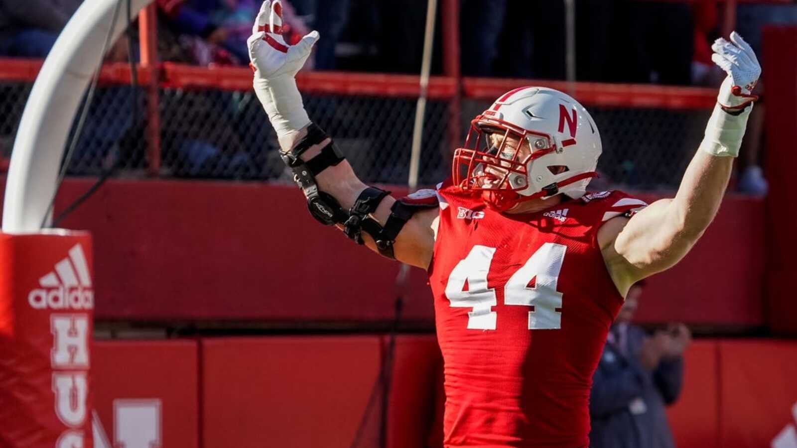 Nebraska LB Garrett Nelson enters NFL draft Yardbarker
