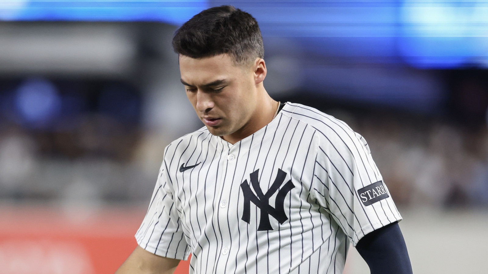 https://www.yardbarker.com/media/2/b/2bc4e99c44c8e7cc057920d45f8e857aeb8df92f/thumb_16x9/yankees-ss-anthony-volpe-answers-tough-questions.jpg?v=1