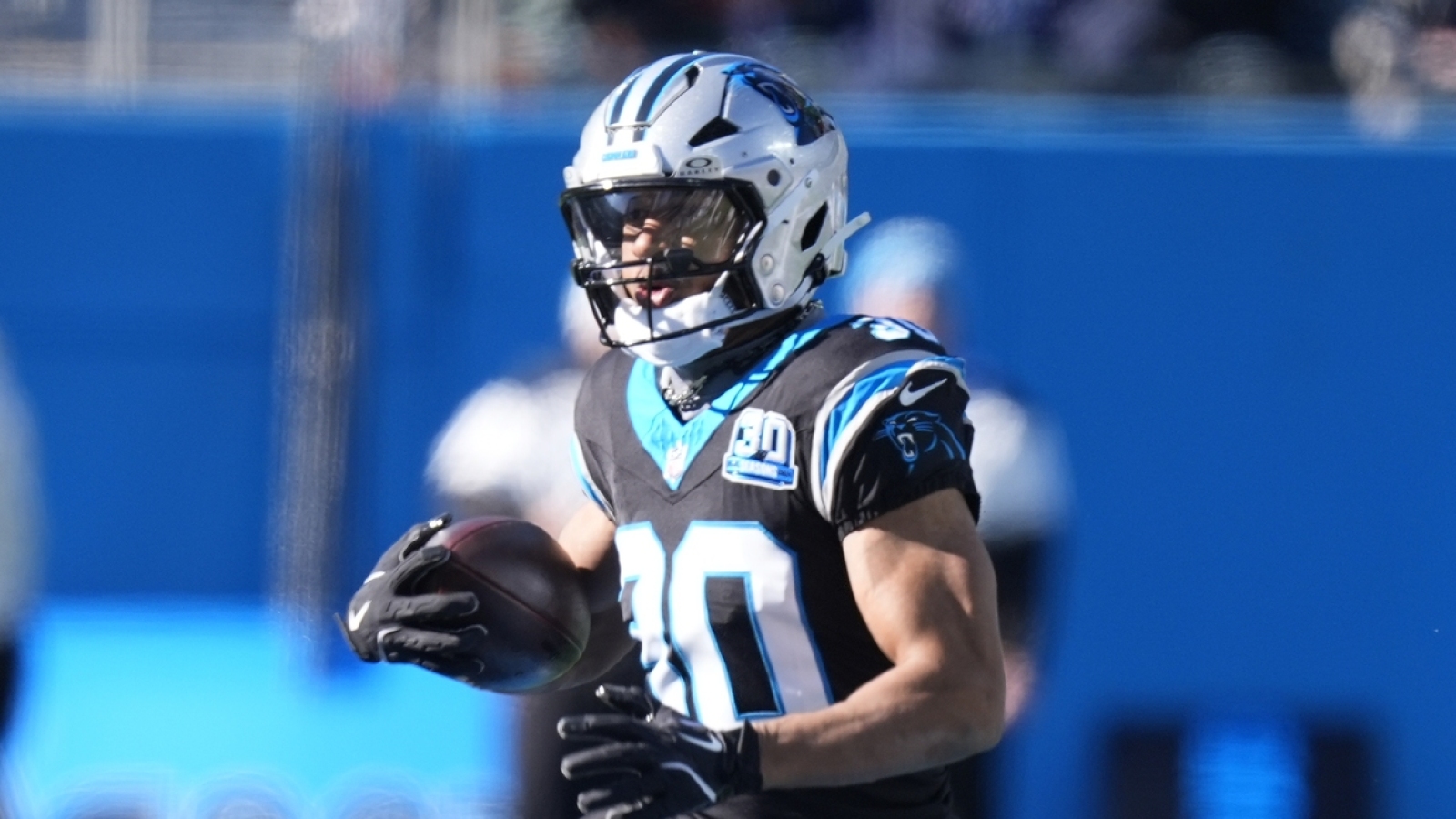 https://www.yardbarker.com/media/2/c/2c3380ec0e3f1369b07ec5369a4714554cc45736/thumb_16x9/panthers-rb-chuba-hubbard-bold-goal-contract.jpg?v=1