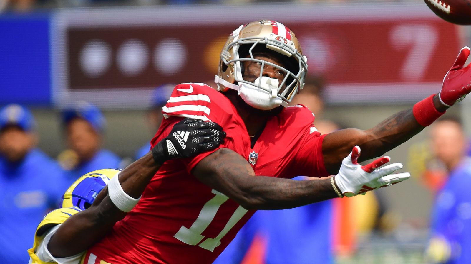 https://www.yardbarker.com/media/2/c/2c8c650ee451169320a20898e2313fb079a529b3/thumb_16x9/relationship-between-brandon-aiyuk-49ers-become.jpg?v=1