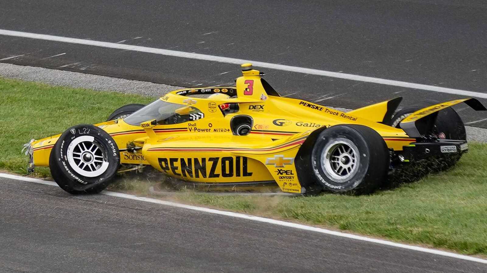 https://www.yardbarker.com/media/2/c/2ca4936ff67c1235864b45fcd3538d5b788c8279/thumb_16x9/watch-scott-mclaughlin-wrecks-before-start.jpg?v=1
