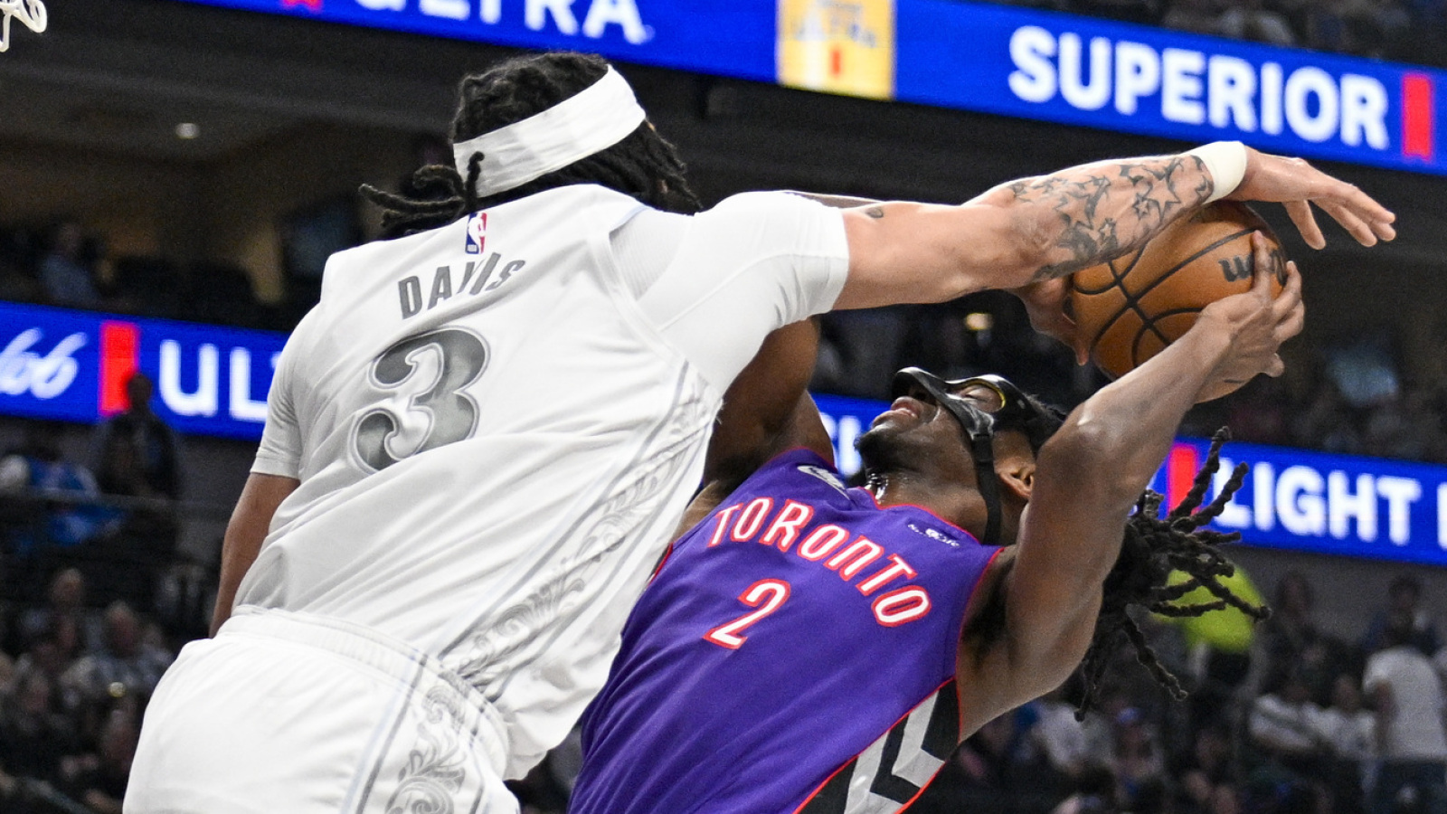 https://www.yardbarker.com/media/2/c/2cdd93349f27030ab3b18415ca9d997c12bab6ae/thumb_16x9/nba-10-block-triple-doubles-quiz.jpg?v=1
