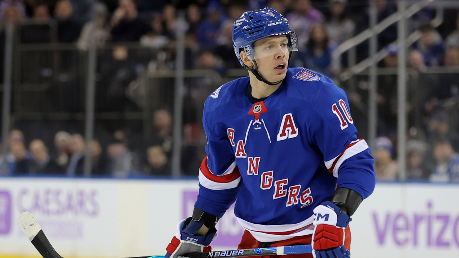 https://www.yardbarker.com/media/2/d/2d06ea4e804e1ad1d8f5793d189caa19899fe610/thumb_16x9/jan-5-2026-new-york-new-york-usa-new-york-rangers.jpg?v=1