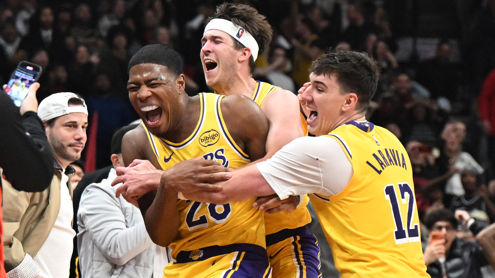 https://www.yardbarker.com/media/2/d/2d7c50fac2c839d622729b27202ae45de2efa2b8/thumb_16x9/rui-hachimura-wins-buzzer-lakers-over-raptors.jpg