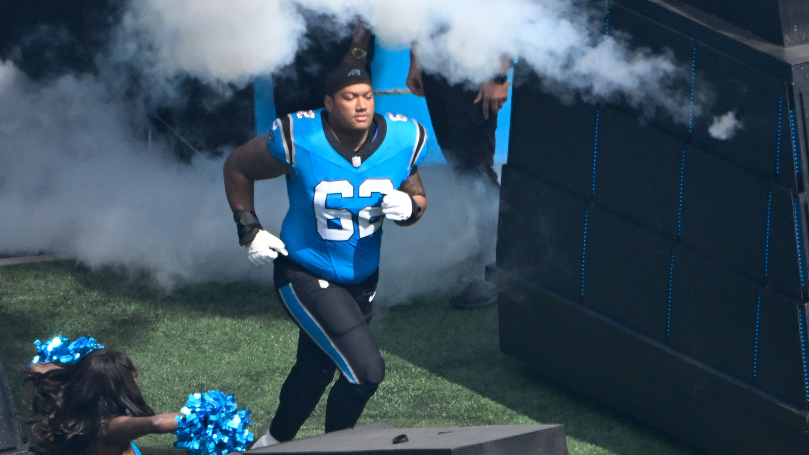 Panthers making change along offensive line for Week 11 | Yardbarker