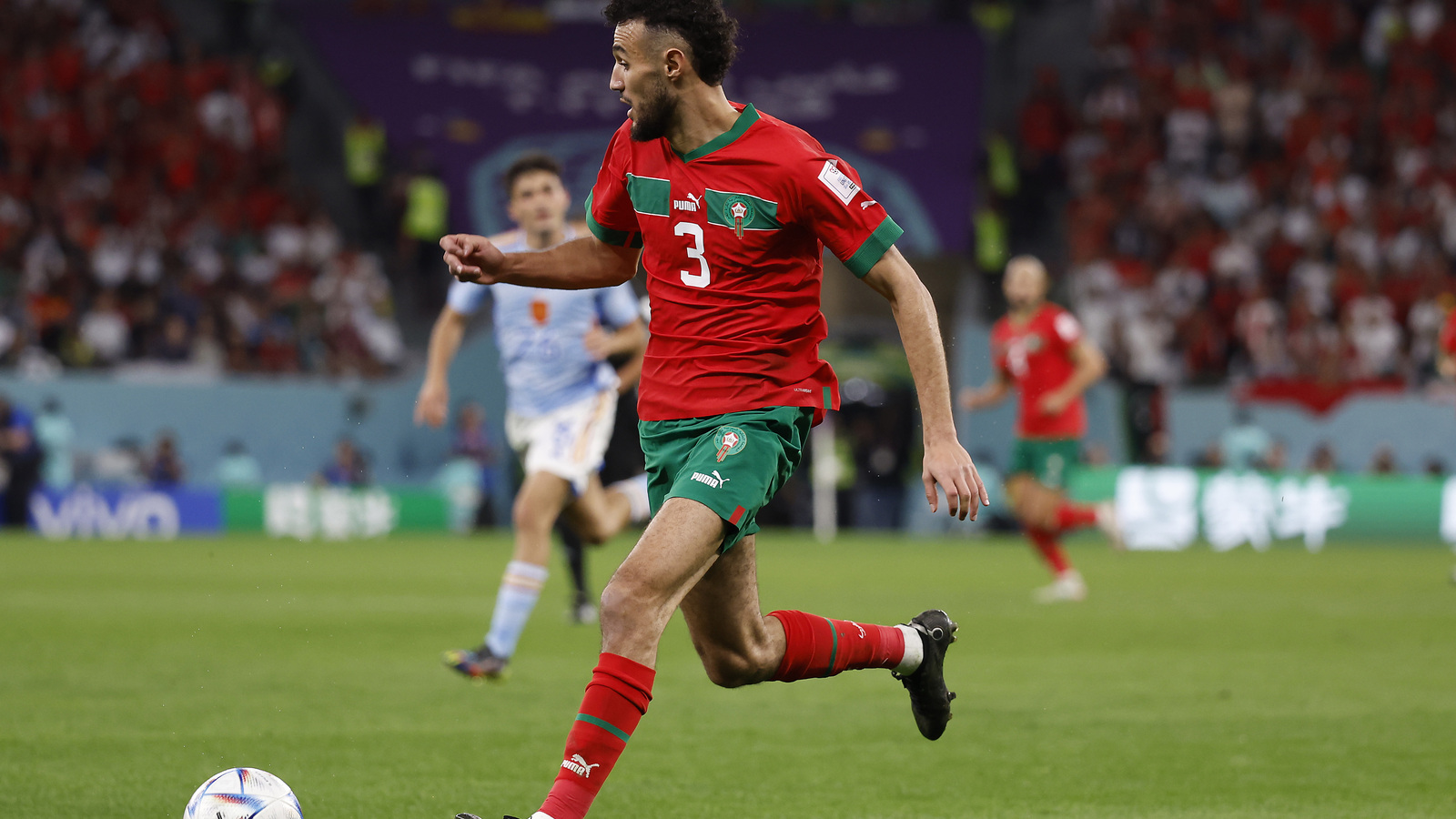 Moroccan media react to Noussair Mazraoui performance against Ecuador