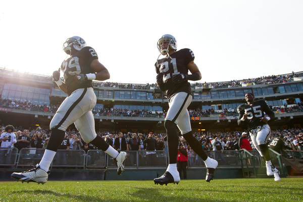 The Best Nfl Players Never To Play In The Postseason