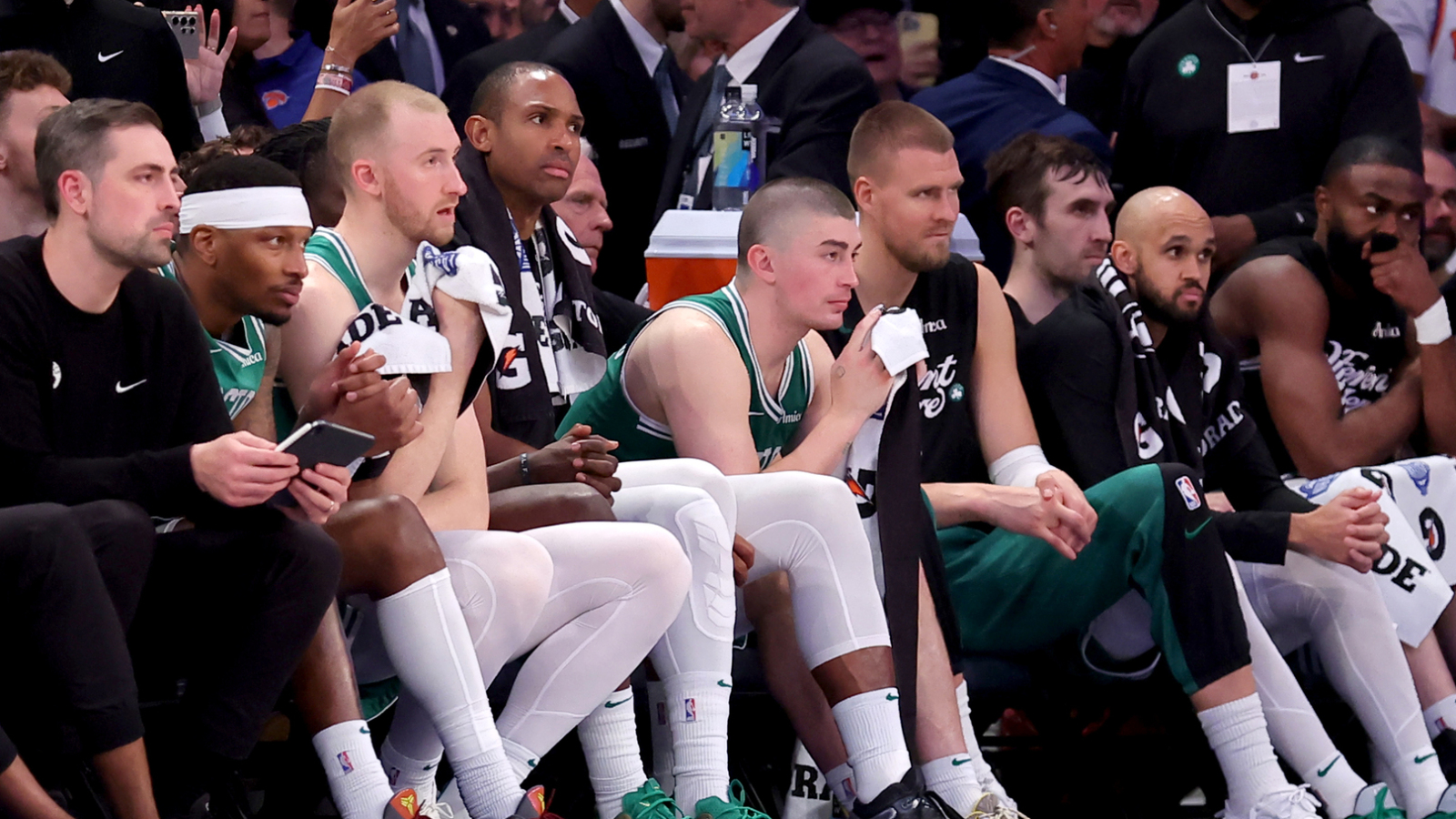 https://www.yardbarker.com/media/2/e/2e89afccd7341a97ba8ad70c4d4c400f870be279/thumb_16x9/nba-champions-denied-teams-designed-beat.jpg?v=1