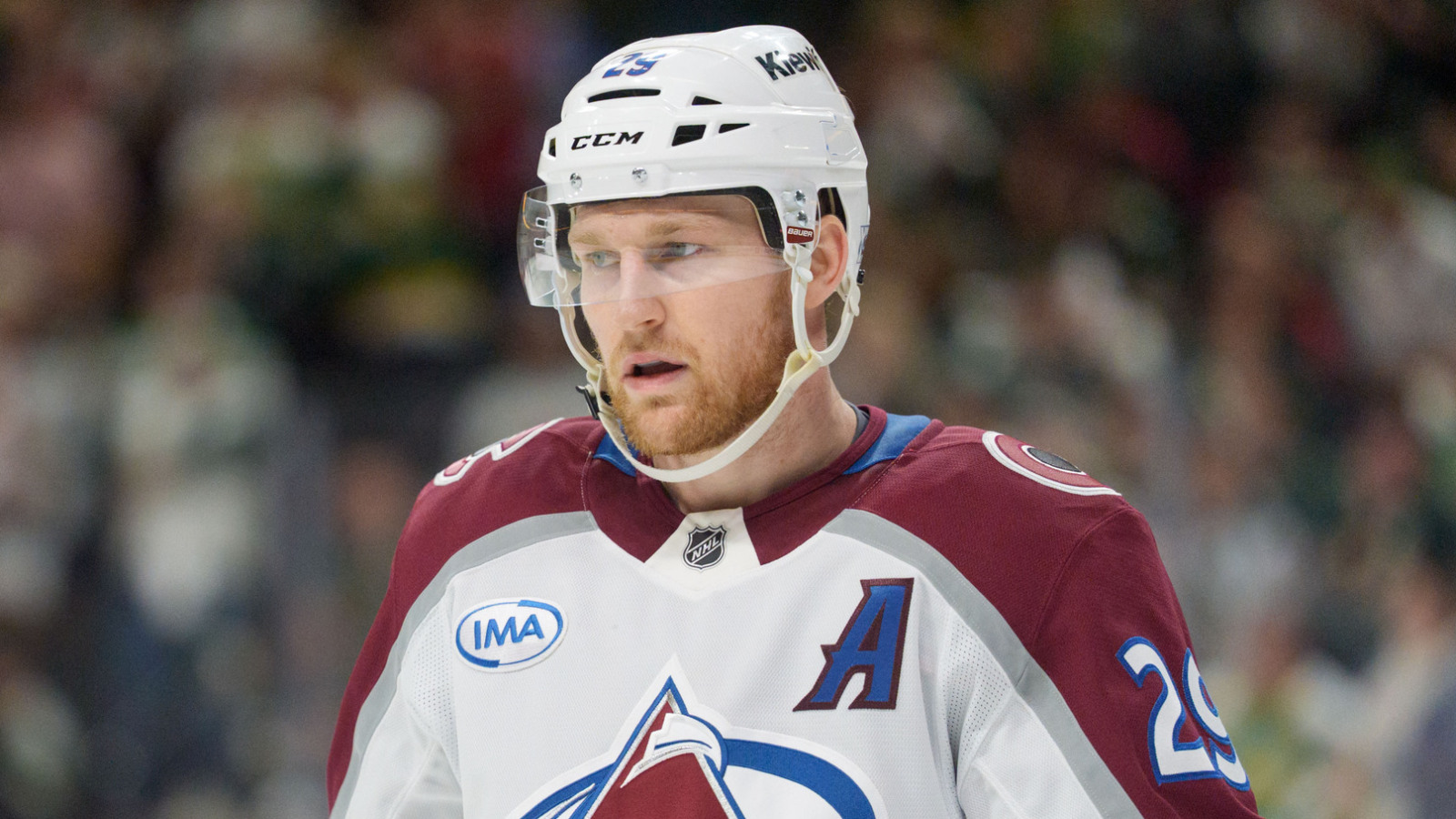 https://www.yardbarker.com/media/2/e/2ec69ebca4c419b443ef7c22b5c7f03b6b89ad82/thumb_16x9/avs-chances-coming-back-against-knights-evaporated.jpg?v=1