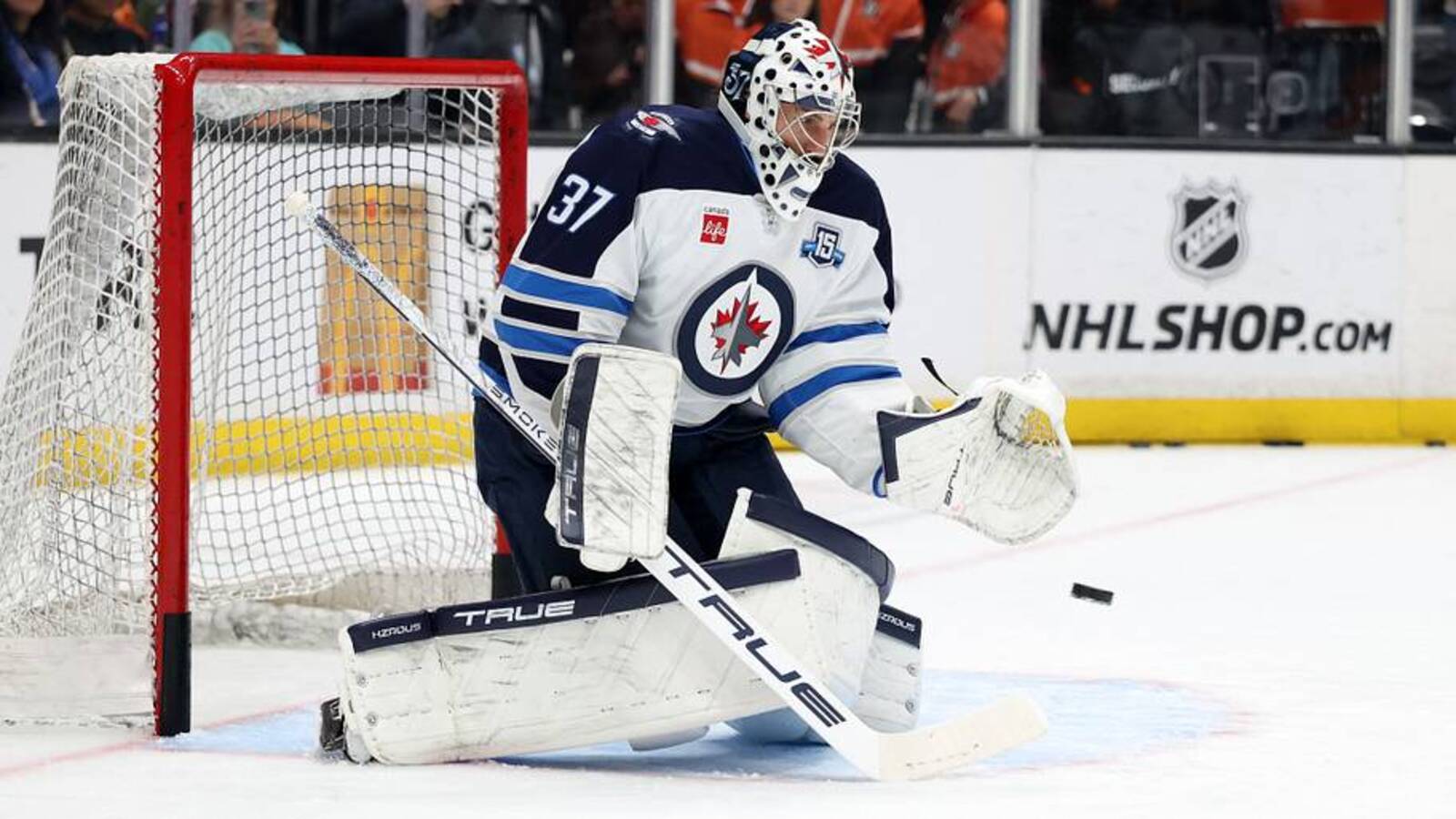 4 contenders that could steal Connor Hellebuyck from the Buffalo Sabres