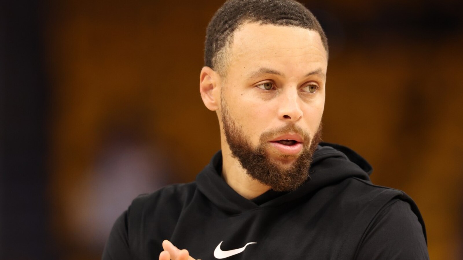 Actualización sobre la Lesión de Steph Curry: Jugando a Pesar del Dolor