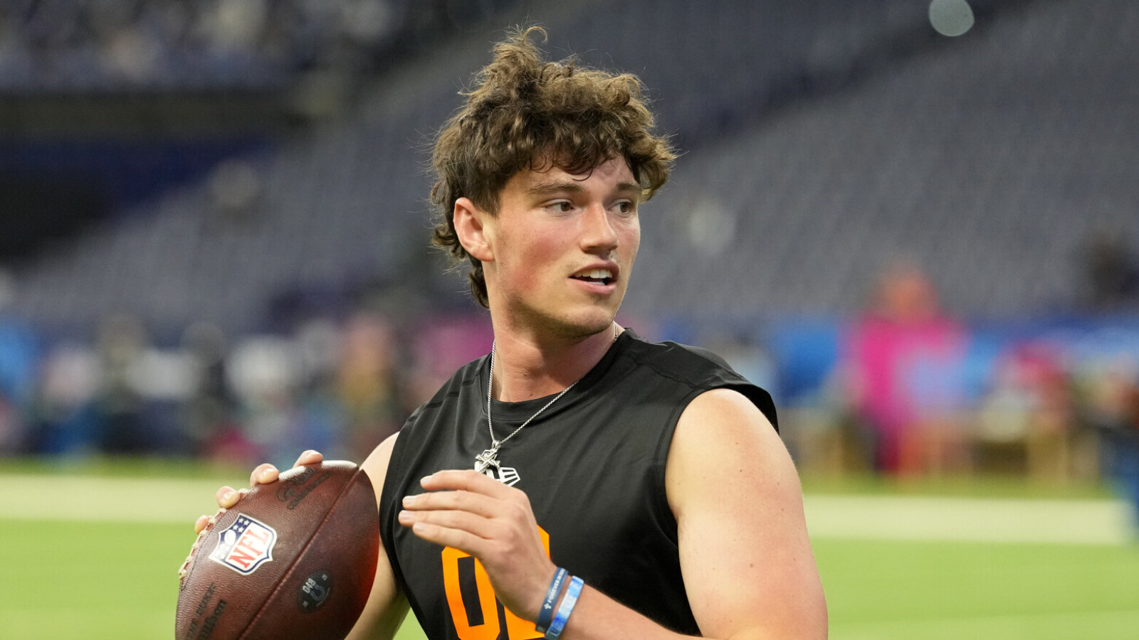 https://www.yardbarker.com/media/2/f/2fa4e7a46cf4228c06f1730fb0dccc507ec11ed2/thumb_16x9/gm-omar-khan-opens-steelers-drew-allar-nfl-draft.jpg?v=1