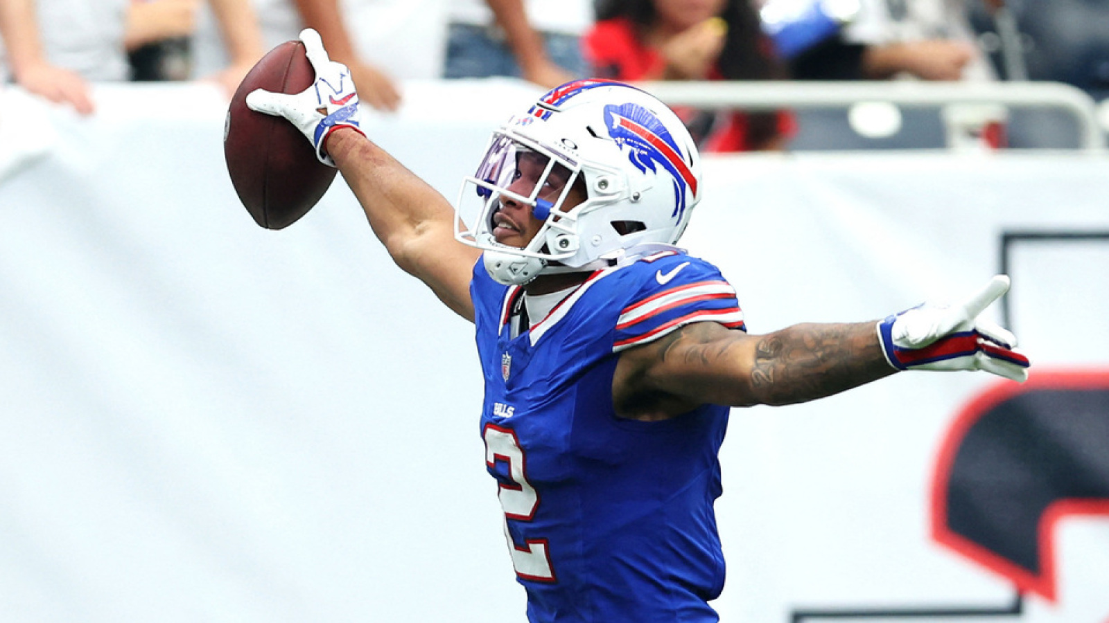 https://www.yardbarker.com/media/2/f/2fa935e9a3de156c911882a056744f4833fbce86/thumb_16x9/active-100-yard-1-td-catch-leaders-quiz.jpg?v=2