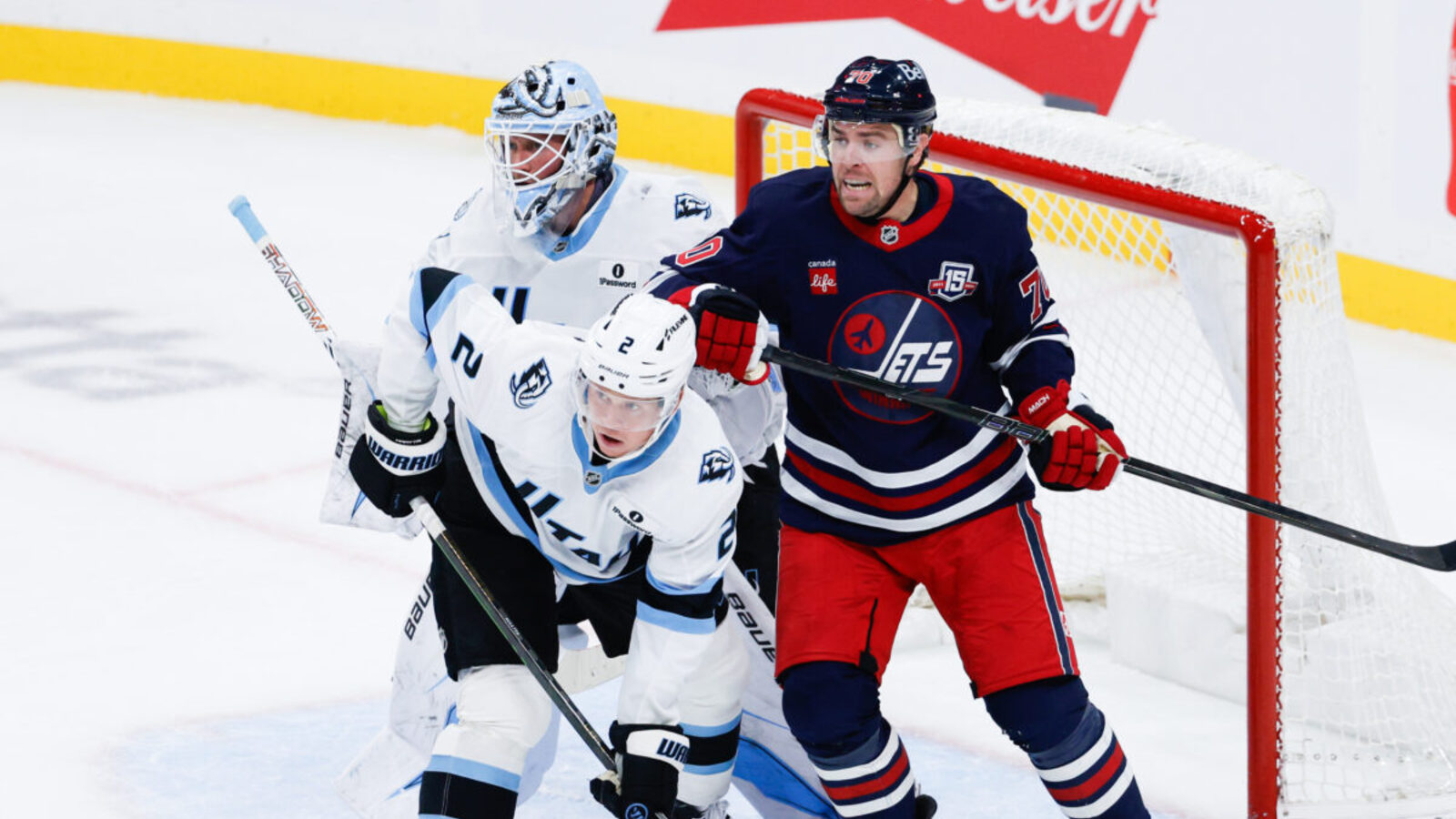 Mammoth Edge Jets 3-2 in Tight Battle at Canada Life Centre