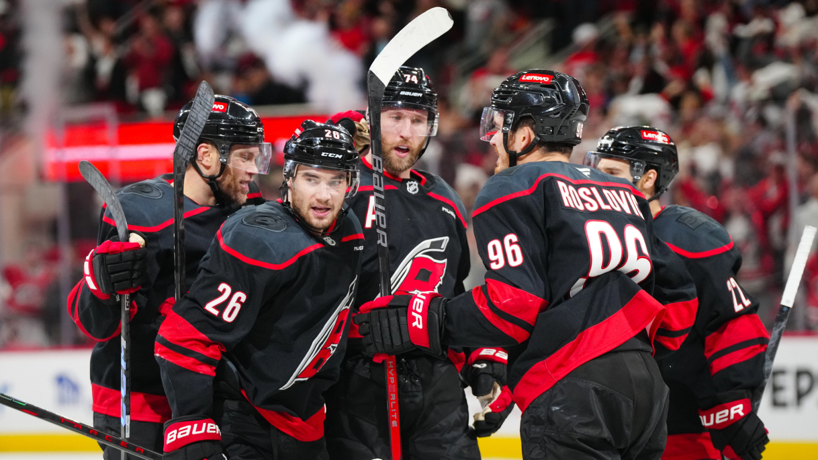 https://www.yardbarker.com/media/3/0/30580c5d7e6fecf8cb2c8f8f99e9f48e2dbd932d/thumb_16x9/hurricanes-oilers-move-closer-punching-conference.jpg?v=1
