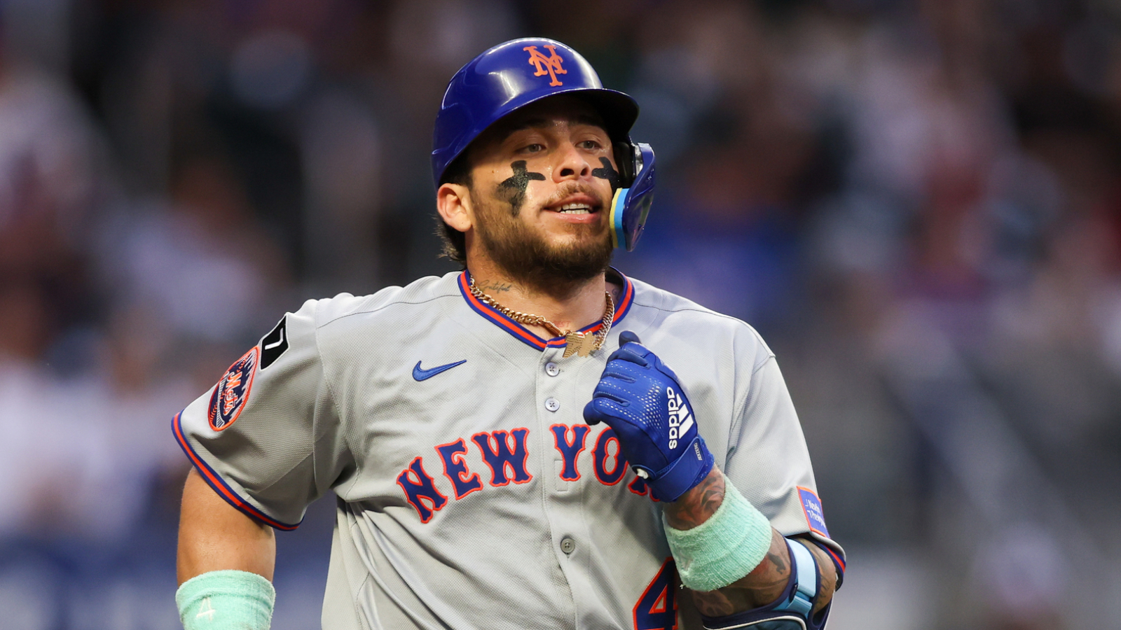 https://www.yardbarker.com/media/3/0/305decc459a50e3e69535124baedb8342de8f43b/thumb_16x9/mets-reportedly-considered-making-big-francisco.jpg?v=1