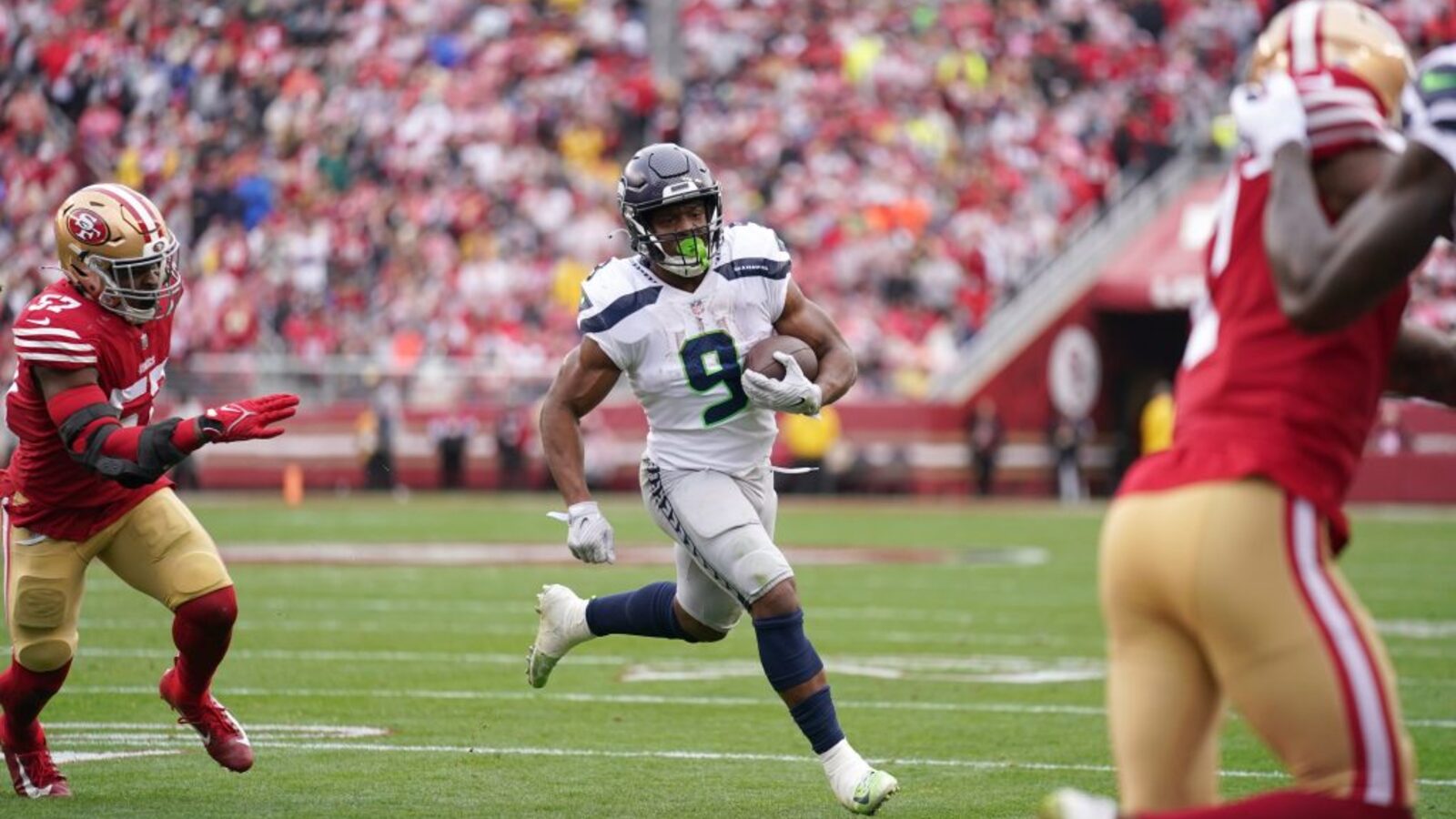 Top 5 Running Backs Under 25 Yardbarker