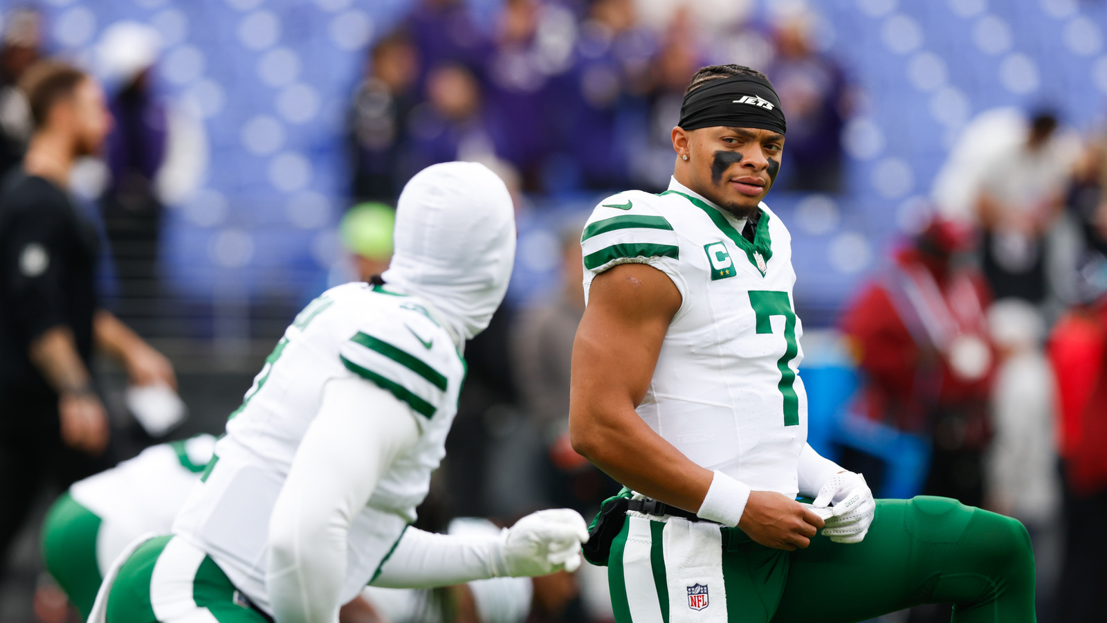 https://www.yardbarker.com/media/3/0/3070c484279b3f277c224137466e4ec7f4e7425f/thumb_16x9/nov-23-2025-baltimore-maryland-usa-new-york-jets.jpg