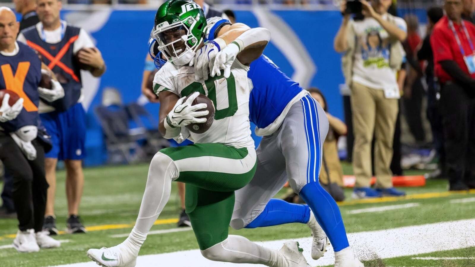 Jets Prepare for Dolphins as Breece Hall's Return Looms