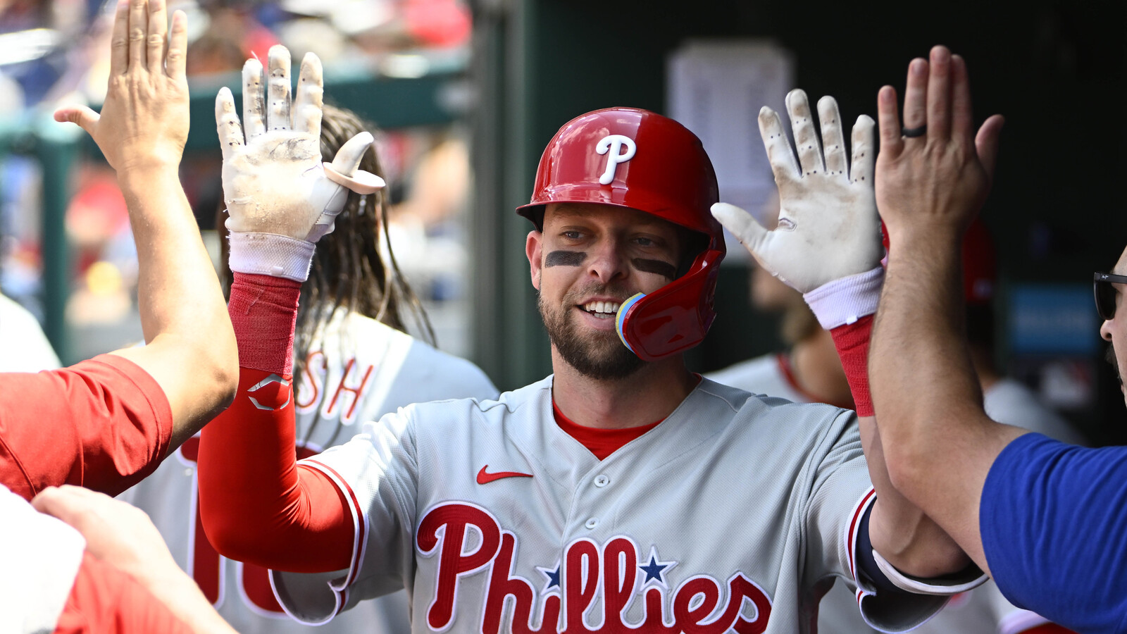 Phillies' call-up has career day after believing career was over - Vimarsana News