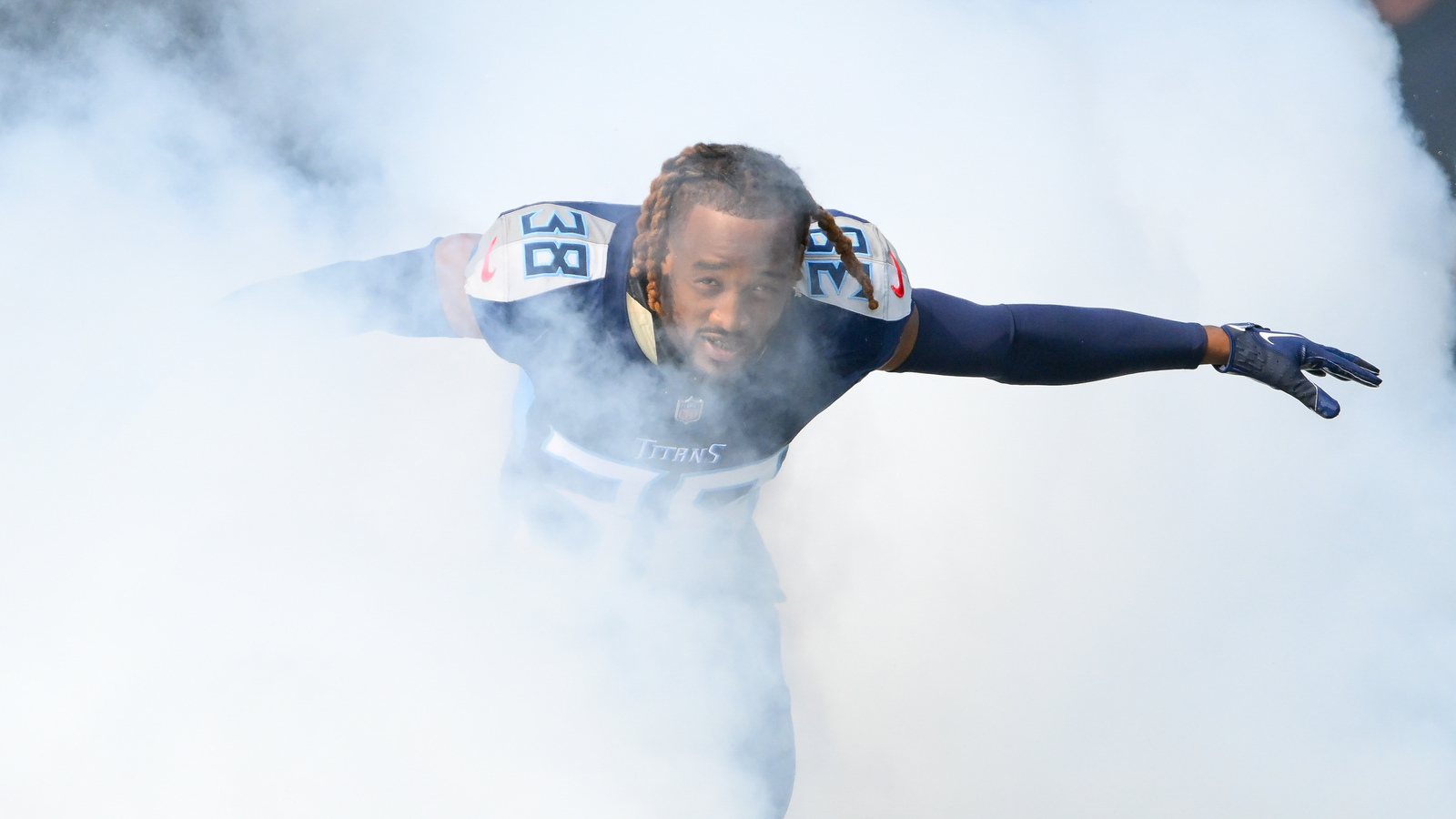 Two-time Super Bowl champion back on market after Titans release