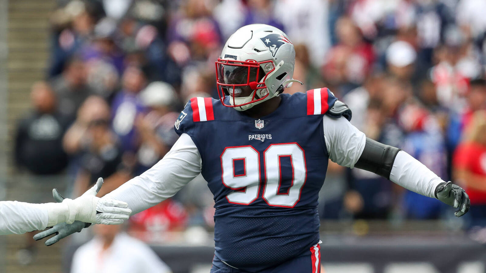 Patriots Sign Christian Barmore to Massive Contract Extension