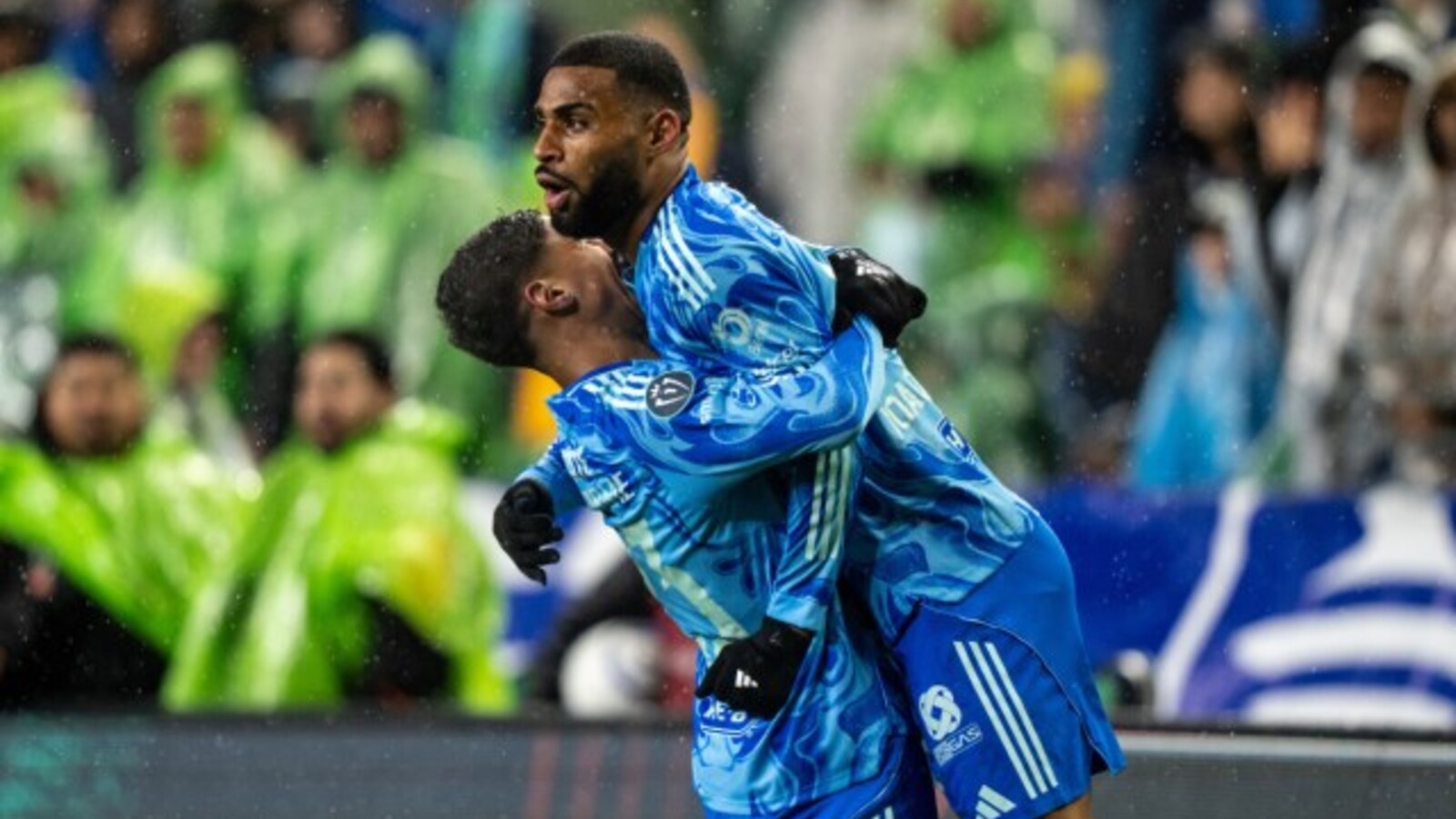 The Four Most Memorable Goal-Scoring Goalkeepers | Yardbarker