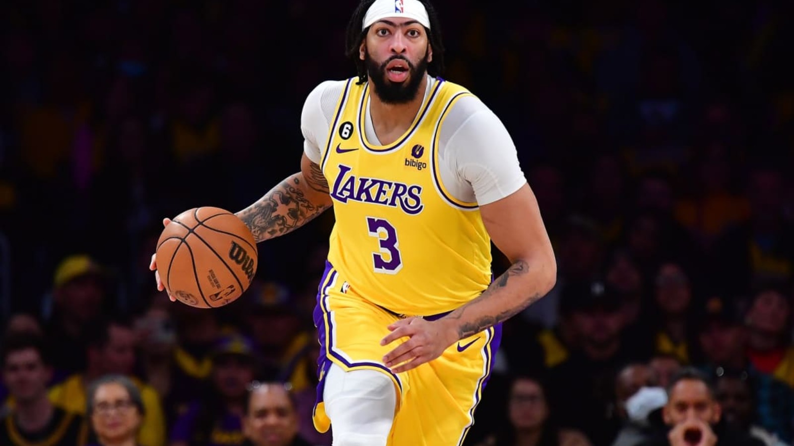 Expert Unpacks LA's Salary Cap Following Anthony Davis Extension