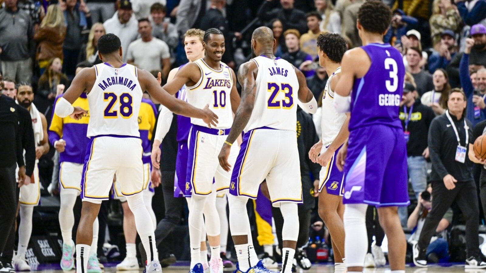Lakers Fans React To Incredible Last-Second Win Thanks To Jazz Coaching ...