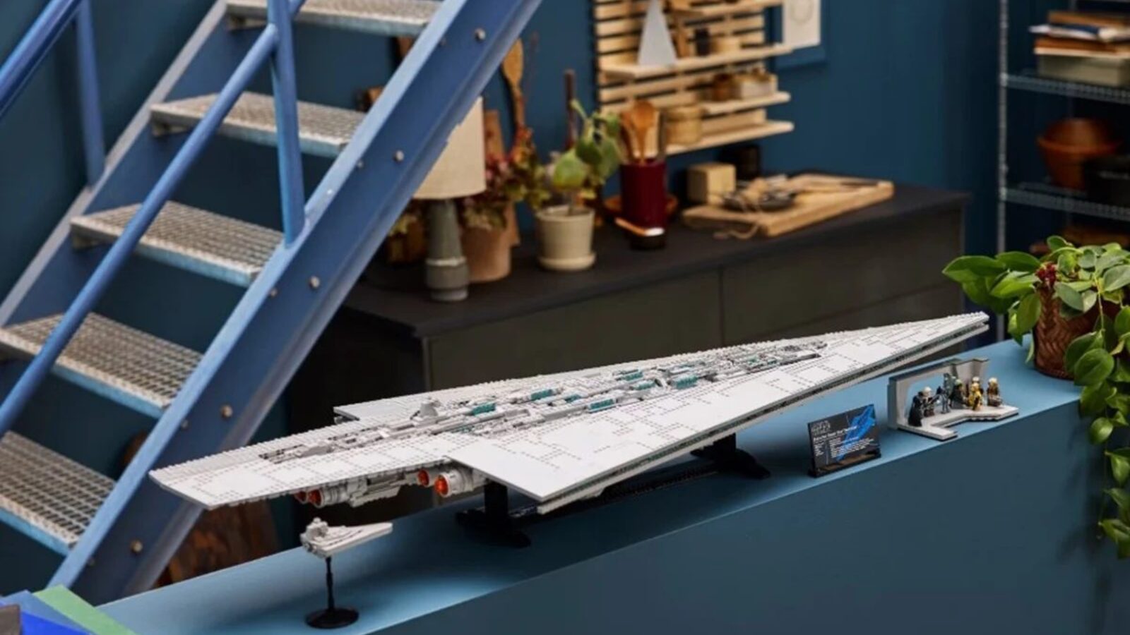 LEGO reveals massive 'Star Wars' Super Star Destroyer set