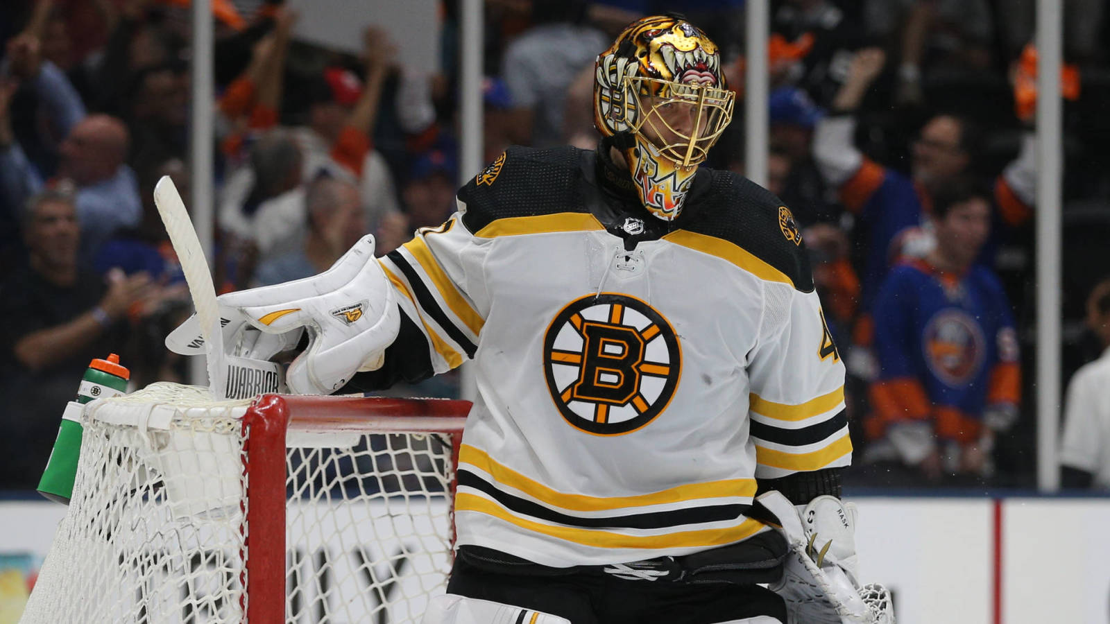 Маска Boston Bruins