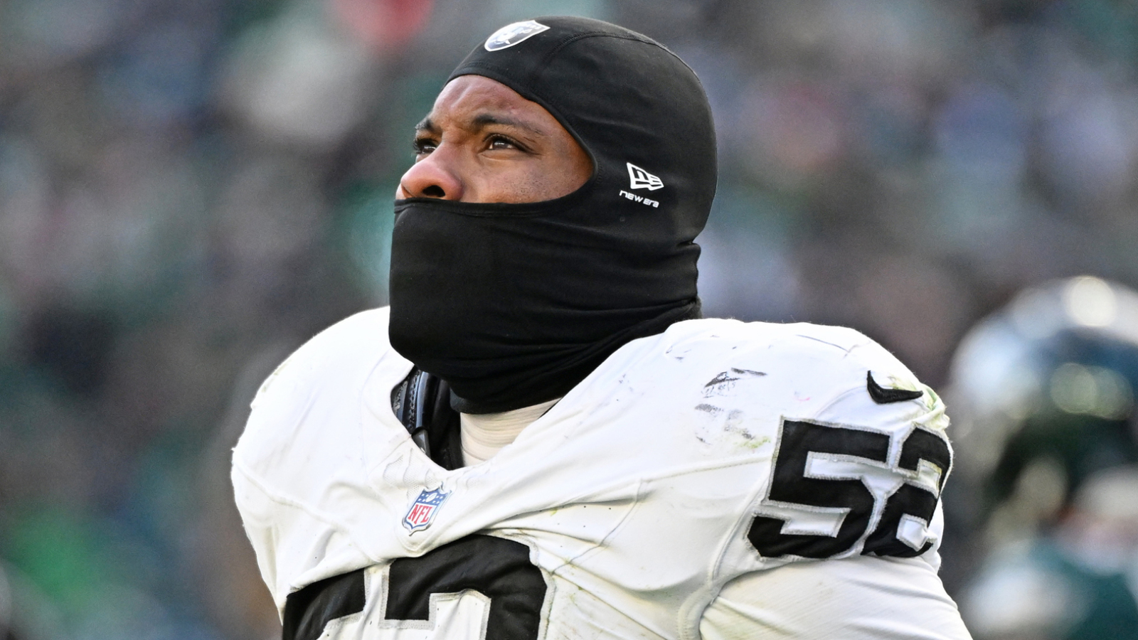 Pittsburgh Steelers Re-sign Elandon Roberts Ahead of Preseason