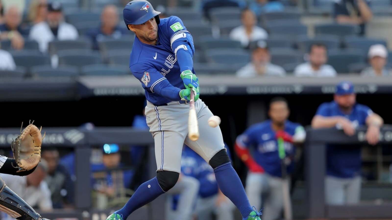 Blasts by Bellinger, Chisholm Jr. help Yankees rally past Blue Jays ...