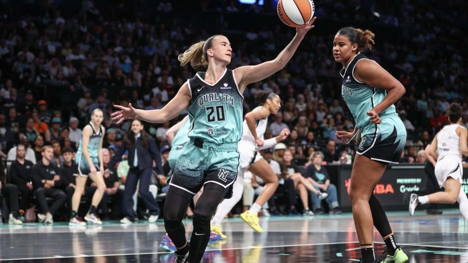 Sabrina Ionescu, Liberty pull away from Aces after A'ja Wilson injury