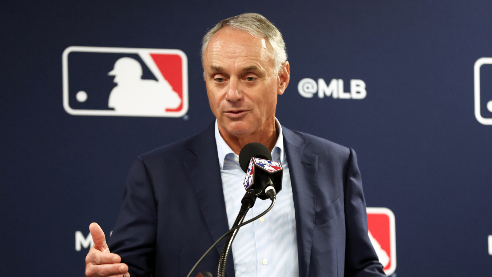 MLB exploring rule tweaks to keep starting pitchers in games | Yardbarker