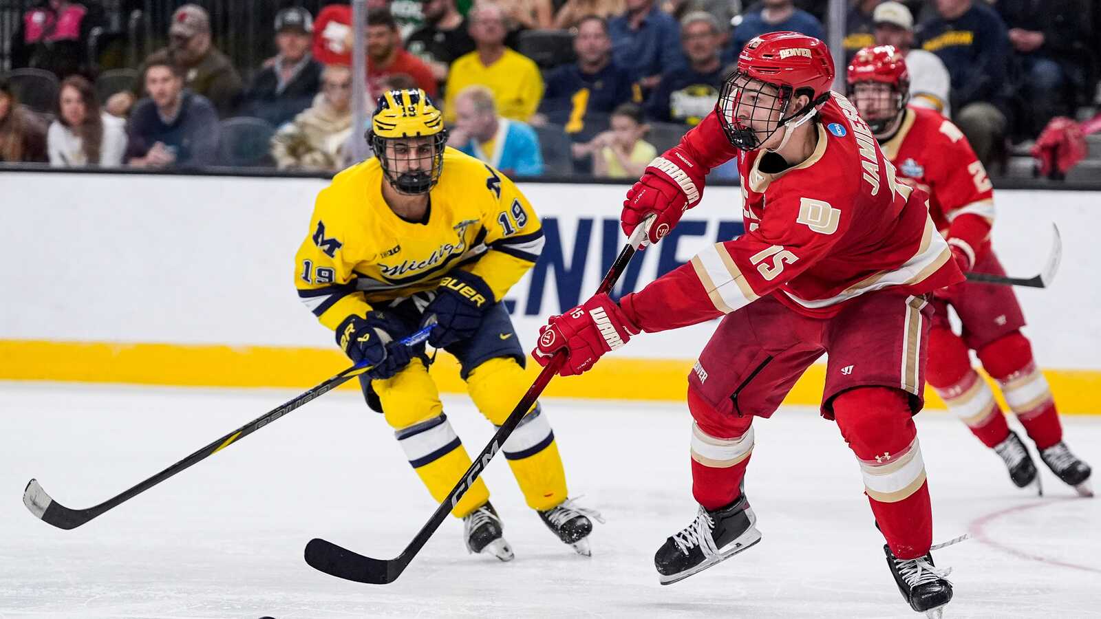 Canadiens Prospect Has a Big Night for Michigan